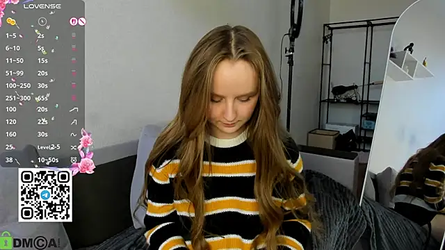 Rina_Panic's cam snapshot