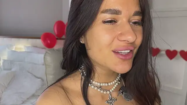 UrLillShy live sex cam