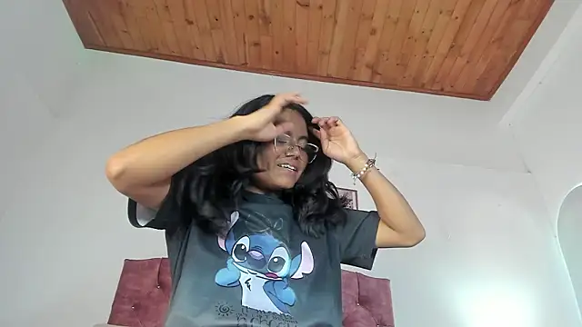 luna_velveth's cam snapshot