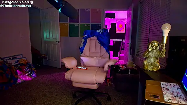 BriannaBrave's cam snapshot