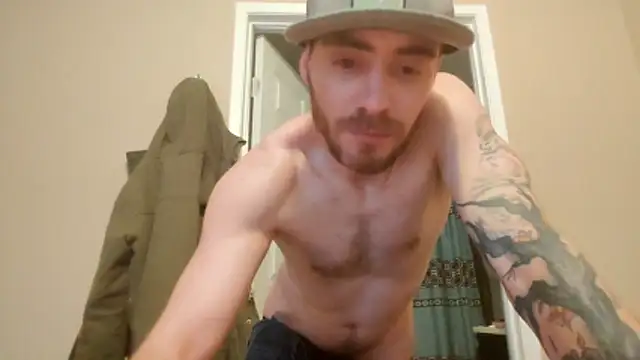 Huntzg23 live sex cam