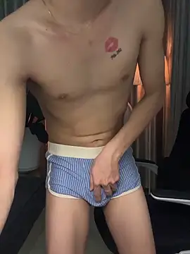 MinhTuanLive live sex cam