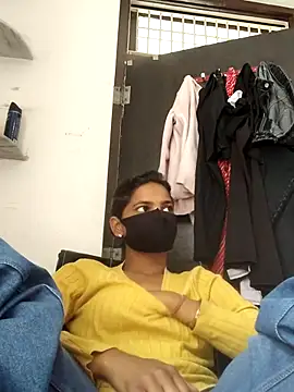 Your_Ishu's cam snapshot