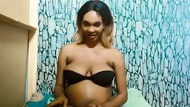 Caramelminxxx1 live sex cam