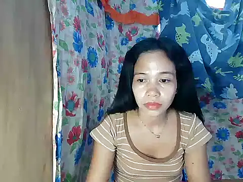 PinaySkinnyGirl's cam snapshot