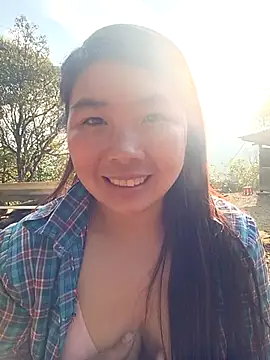 quynhkoolbae's cam snapshot