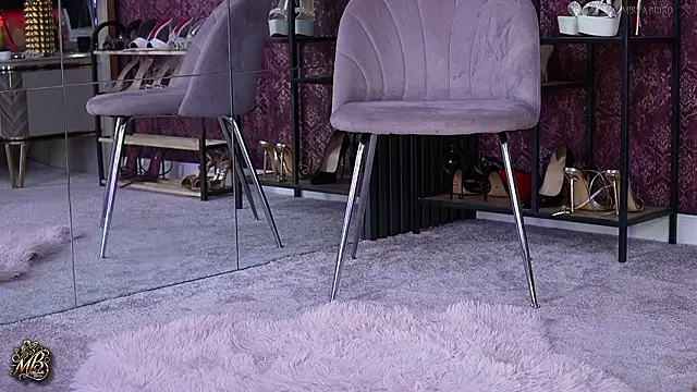 Mishelle-Brizo live sex cam