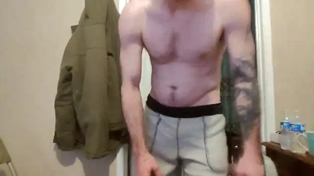 Huntzg23 live sex cam