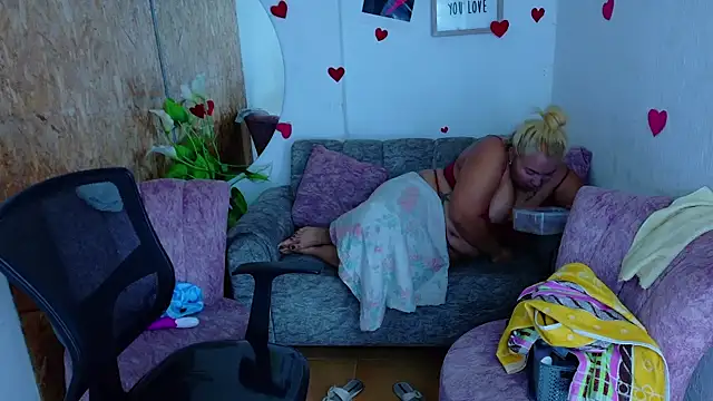 laleska_montenegro's cam snapshot