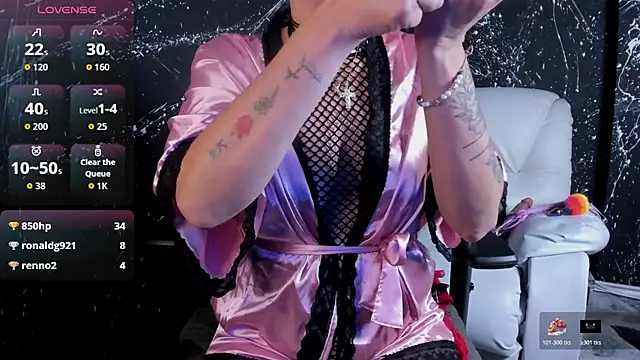 RoxanneStorm_ live sex cam