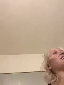 Marilynxo's cam snapshot