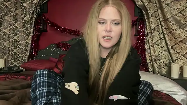 HazelFr33bird's cam snapshot