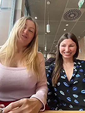 legsLONG's cam snapshot