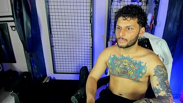 Twisted_Fantasy live sex cam