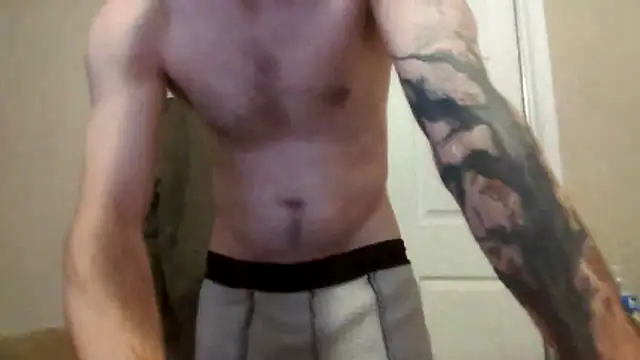 Huntzg23 live sex cam