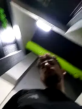 Yasinyasin7 live sex cam