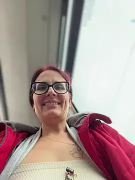 NataKitten live sex cam