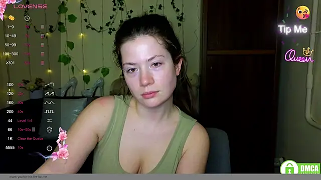 Alicia_redfollow live sex cam