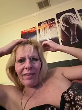 FireAfterDark's cam snapshot