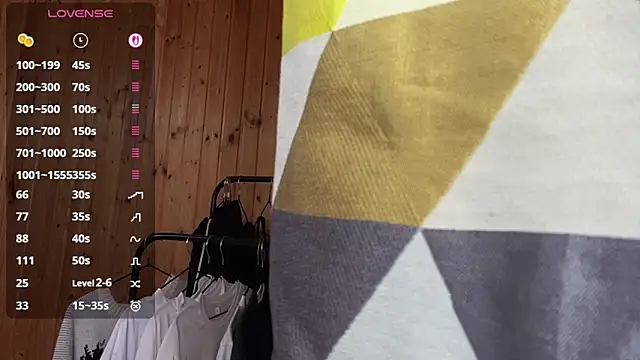 Caroline_love_me's cam snapshot