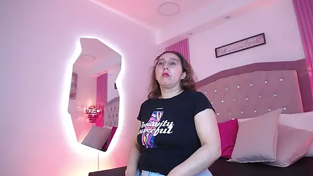 AnnadirtyXo live sex cam