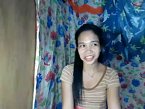 PinaySkinnyGirl live sex cam