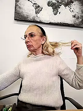 clarabell4 live sex cam