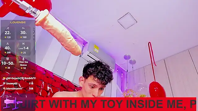 ValentinoMoreti live sex cam