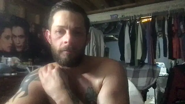 ARCHERTASTE live sex cam