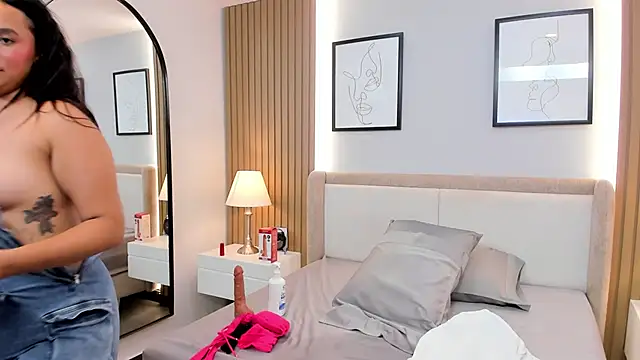 irene_lopes's cam snapshot