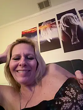 FireAfterDark's cam snapshot