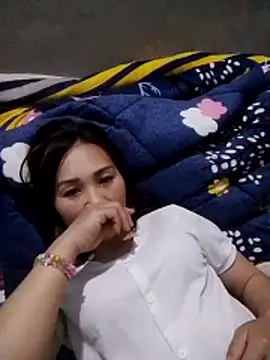 Thobaby112's cam snapshot