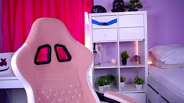 MistyReeds's cam snapshot