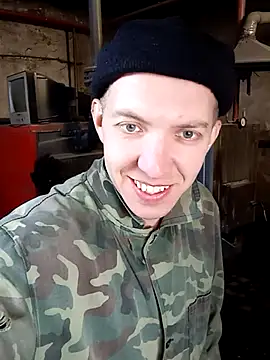 _uncle_Mitya-43_'s cam snapshot