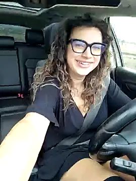 MiraBennet's cam snapshot