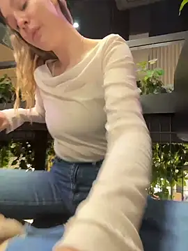 SashaCatt's cam snapshot