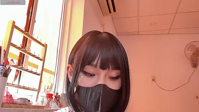 Tieu-May's cam snapshot