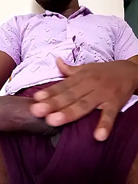 PlushOrnament93's cam snapshot