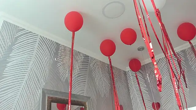 ValerySkinnyy's cam snapshot