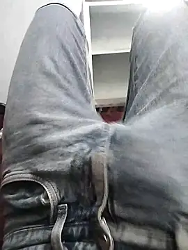 LEOMEGHA2026's cam snapshot