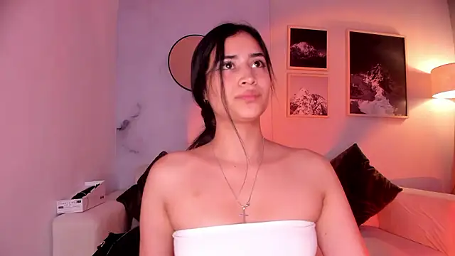 lara_madisson's cam snapshot