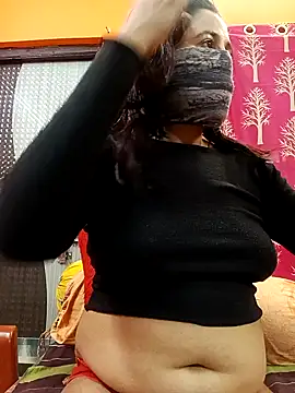 Hotpuja25 live sex cam