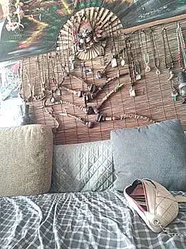 Little_suzy5 live sex cam