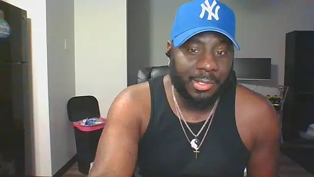 Stayinalive1992 live sex cam