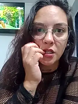 kuramaqueen's cam snapshot