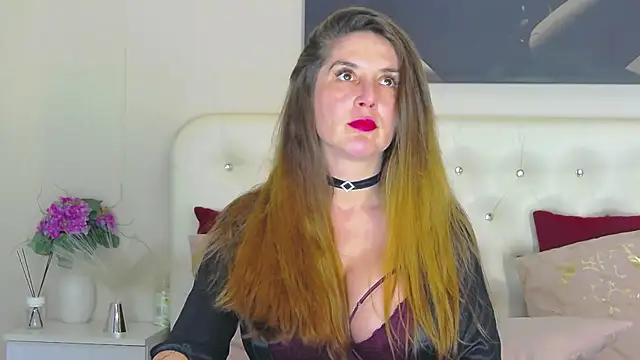 AzeliaHart's cam snapshot