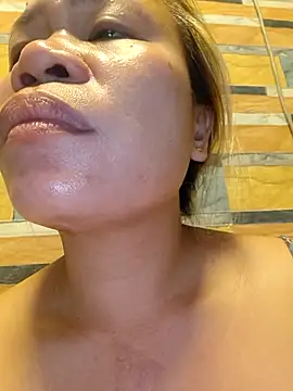 squirtshantal's cam snapshot