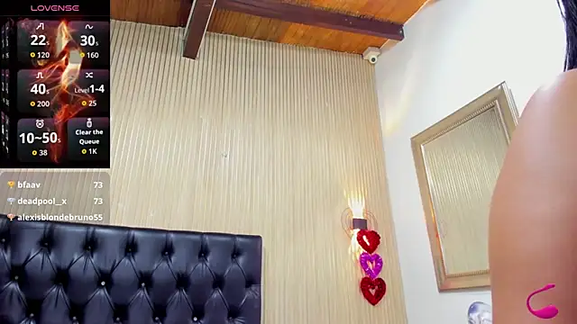 _sonia_bigboobs's cam snapshot