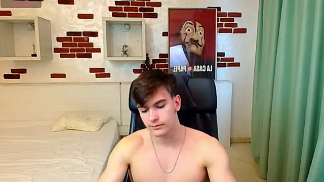 BradyFlint live sex cam