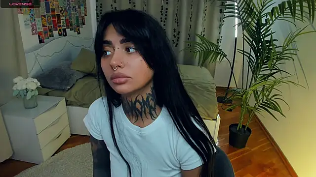 CharimgSabrina live sex cam